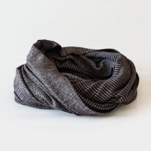 Lululemon Vinyasa Scarf Mini Check Pique, Black Pique